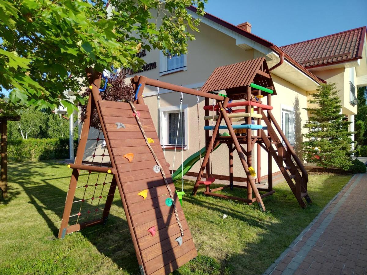 Hotel Pod Platanem Rowy  Exterior foto